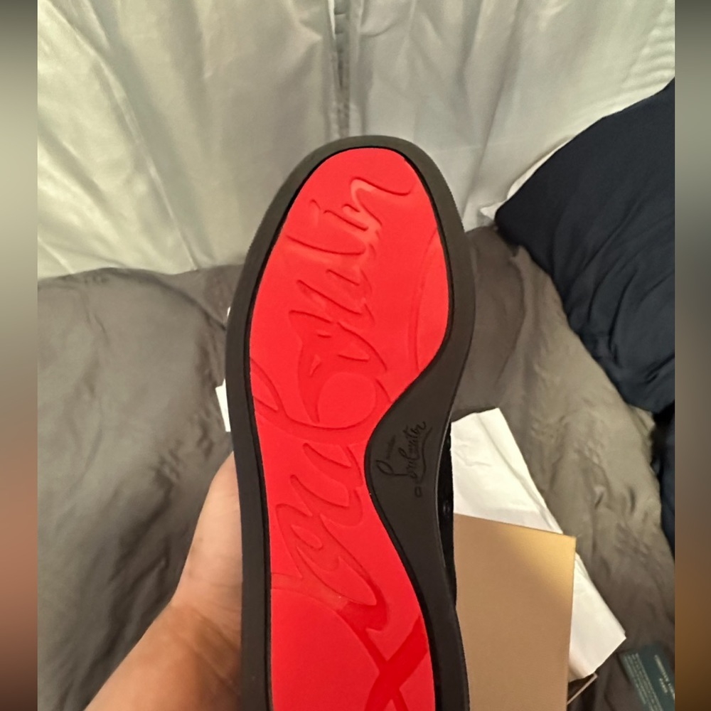 COPY - red bottoms junior spikes men